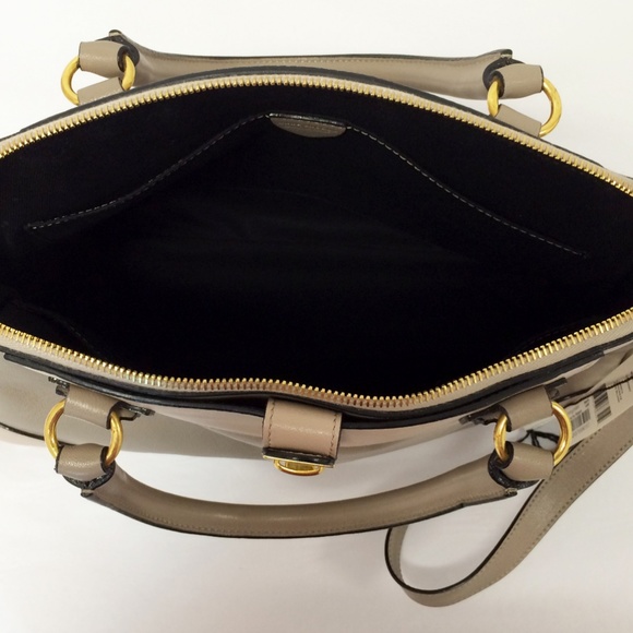 Marc Jacobs Manhattan Whitney Satchel - Picture 5 of 11